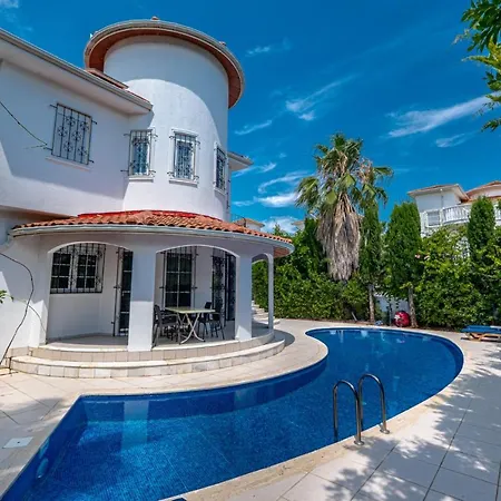 Fancy And Comfy With Private Pool In * Белек