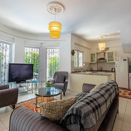 Fancy And Comfy With Private Pool In Апартаменты Белек