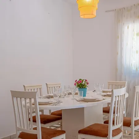 Fancy And Comfy With Private Pool In Белек